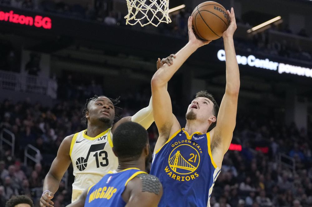 熟的中锋显 熟的中锋显