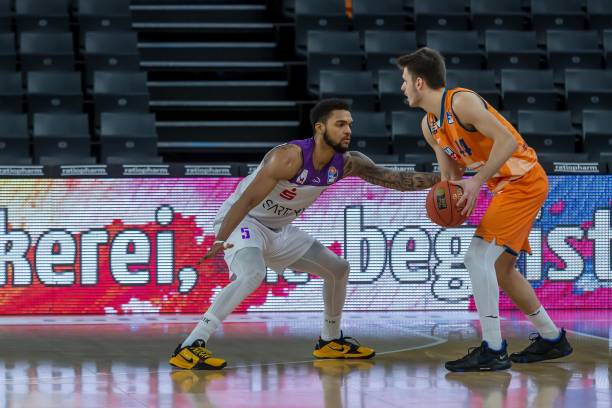 从大连英博 从大连英博