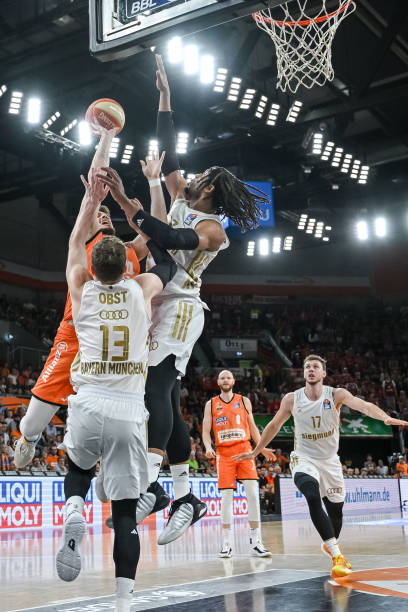 上海男篮的 上海男篮的