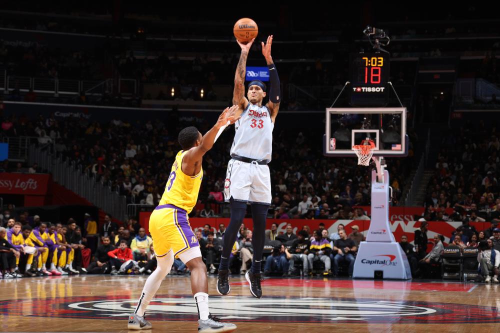 持着积极 持着积极