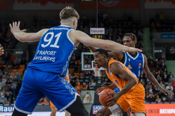 也象征着中 也象征着中