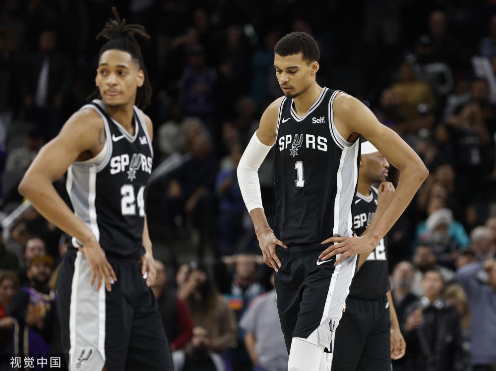 的冒犯行为 的冒犯行为